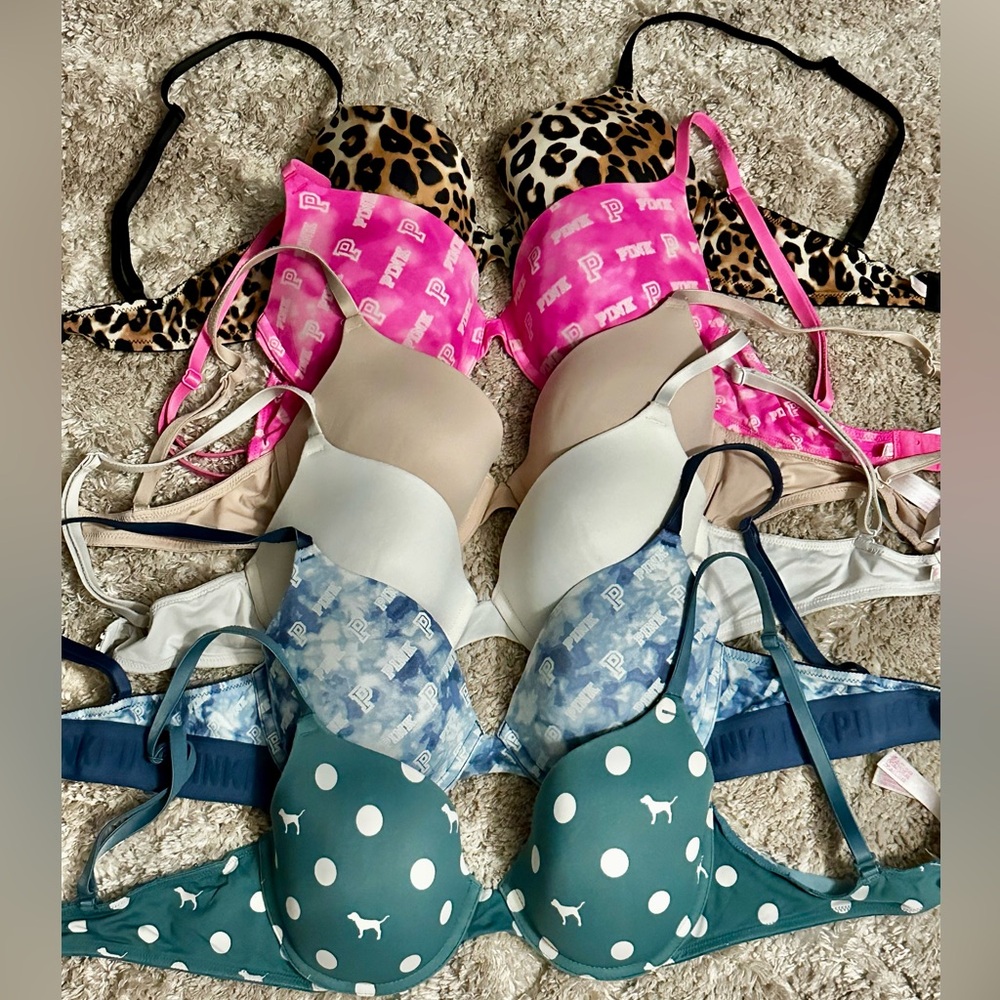 vs PINK sz 34C lightly lined bras